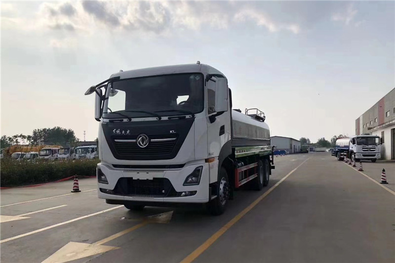 東風(fēng)天龍后八輪20噸噴霧車，國六綠化噴灑車
